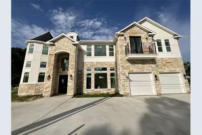 9756 Westview Drive, Houston, TX 77055 - Photo 2