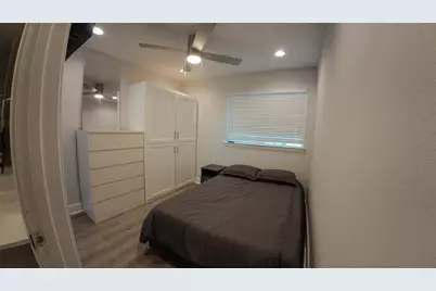 10326 Meadow Lake Ln Lane, Houston, TX 77042 - Photo 10