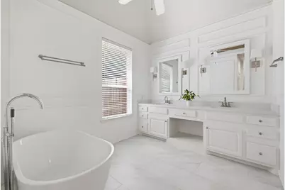 26 E Sterling Pond Circle, The Woodlands, TX 77382 - Photo 20