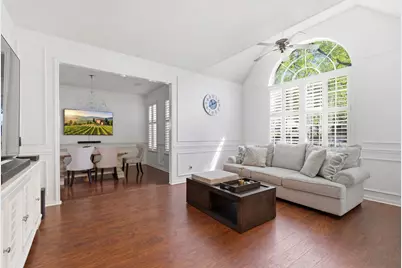 26 E Sterling Pond Circle, The Woodlands, TX 77382 - Photo 6