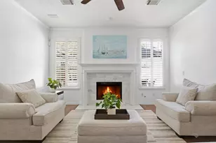 26 E Sterling Pond Cir, The Woodlands, TX 77382 - Photo 8