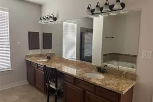 28 W Oaks Dr, Houston, TX 77058 - Photo 20