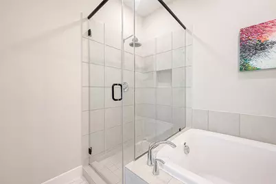 10915 Brambling Wood Drive, Houston, TX 77043 - Photo 38