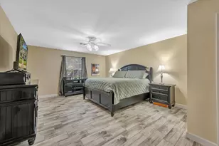 16419 Brookvilla Dr, Houston, TX 77059 - Photo 20