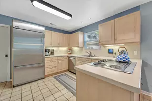 16419 Brookvilla Dr, Houston, TX 77059 - Photo 10