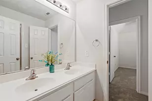 27 Harmony Hollow Ct, The Woodlands, TX 77385 - Photo 12