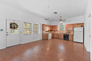 103 County Rd 492, Dayton, TX 77535 - Photo 4