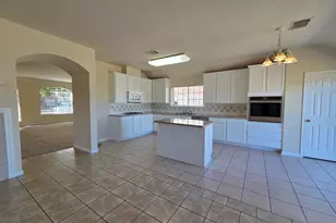 2318 Waterwood Dr, Sugar Land, TX 77479 - Photo 10