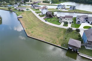 70 Cypress Bend, Huntsville, TX 77340 - Photo 1