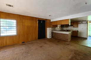 9715 Leath St, Houston, TX 77093 - Photo 4