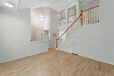 2118 Cypress Run Drive, Sugar Land, TX 77478 - Photo 6