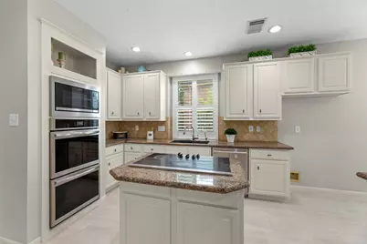 2118 Cypress Run Drive, Sugar Land, TX 77478 - Photo 14