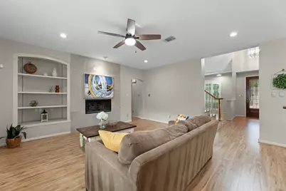 2118 Cypress Run Drive, Sugar Land, TX 77478 - Photo 12