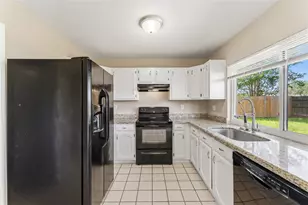 16958 Jenikay St, Houston, TX 77084 - Photo 8