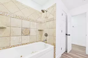 1210 Connie St, Alvin, TX 77511 - Photo 24