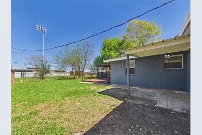 1210 Connie Street, Alvin, TX 77511 - Photo 32