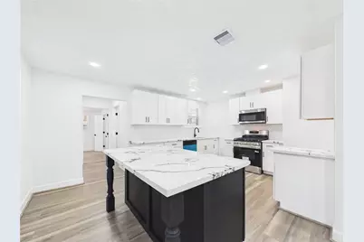 1210 Connie Street, Alvin, TX 77511 - Photo 10