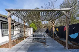 7916 Glenview Dr, Houston, TX 77061 - Photo 32