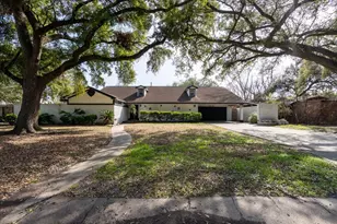 7916 Glenview Dr, Houston, TX 77061 - Photo 2