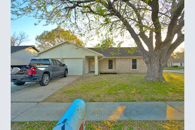 1618 Live Oak Hollow Street, Pearland, TX 77581 - Photo 1