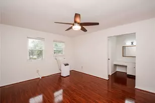 8511 Ariel St, Houston, TX 77074 - Photo 12