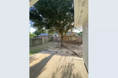 4903 Summer Ridge Drive, Conroe, TX 77303 - Photo 28