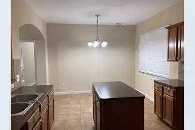 4903 Summer Ridge Drive, Conroe, TX 77303 - Photo 10