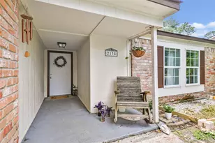 2138 Middle Creek Dr, Houston, TX 77339 - Photo 2