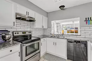 2138 Middle Creek Dr, Houston, TX 77339 - Photo 10