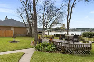 100 April Breeze St, Conroe, TX 77356 - Photo 32