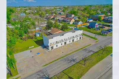 7704 Irvington Boulevard, Houston, TX 77022 - Photo 40