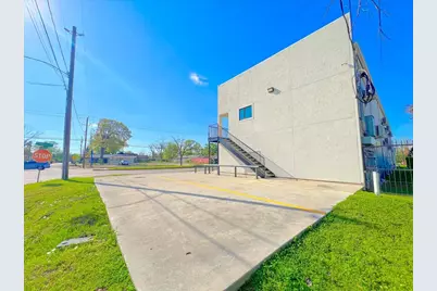 7704 Irvington Boulevard, Houston, TX 77022 - Photo 22