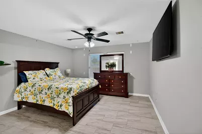 6046 Sandy Creek Drive, Baytown, TX 77523 - Photo 24