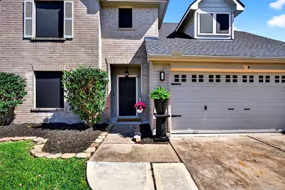 6046 Sandy Creek Drive, Baytown, TX 77523 - Photo 8