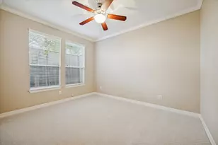 5208 Blossom St, Houston, TX 77007 - Photo 6