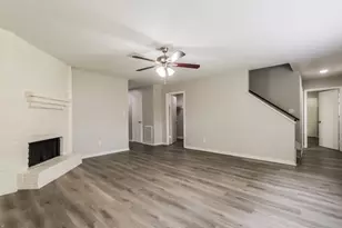 25106 Lynbriar Ln, Spring, TX 77373 - Photo 4