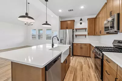 510 Barnier Street, Montgomery, TX 77356 - Photo 8
