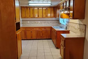 1465 Fairway St, Beaumont, TX 77703 - Photo 12