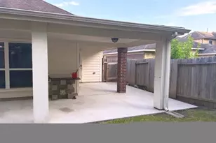 1330 Yucca Mountain Dr, Houston, TX 77090 - Photo 10