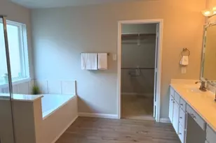 1330 Yucca Mountain Dr, Houston, TX 77090 - Photo 8