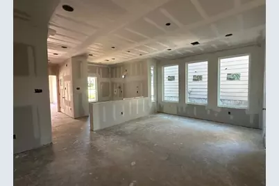 113 Capetown, Montgomery, TX 77356 - Photo 2