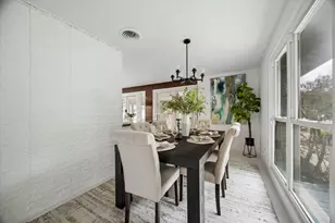 7102 Walkway St, Houston, TX 77036 - Photo 10