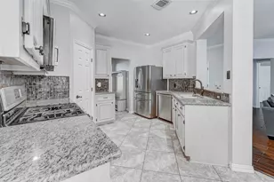 7011 Timber Post Ln, Humble, TX 77346 - Photo 16