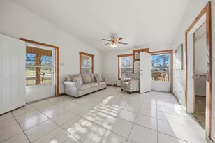 100 Choctaw Crest, Somerville, TX 77879 - Photo 10
