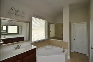 16911 Lady Bird Lake Ct, Cypress, TX 77433 - Photo 10