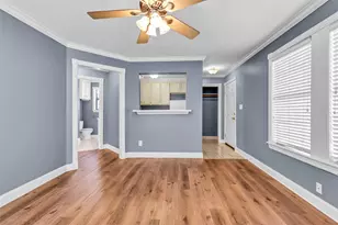 2634 Peckham St, Houston, TX 77098 - Photo 8