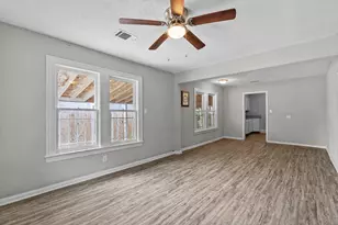 5103 New Orleans St, Houston, TX 77020 - Photo 2