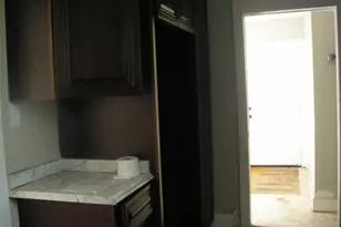 217 3rd Ave N, Texas City, TX 77590 - Photo 8