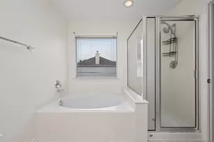 6127 Morningshire Ln, Houston, TX 77084 - Photo 18