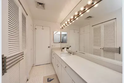 5000 Montrose Boulevard #14H, Houston, TX 77006 - Photo 22